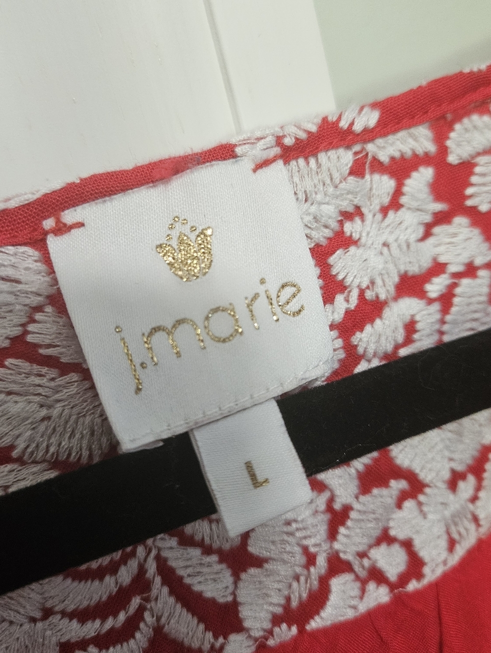 J Marie Sleeveless Red Embroidered Women’s Tunic Top - Picture 5 of 8